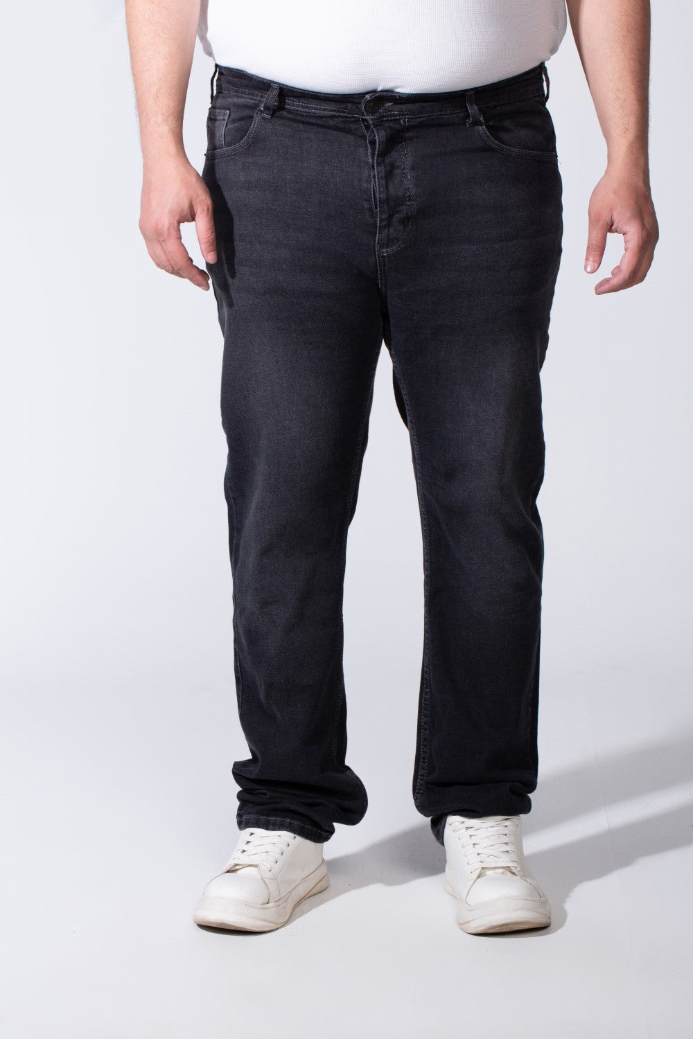 Men's Buttons Closure Belt Loops With Front And Back Pockets Big Size Fit Denim Fabric Casual Jeans Pants