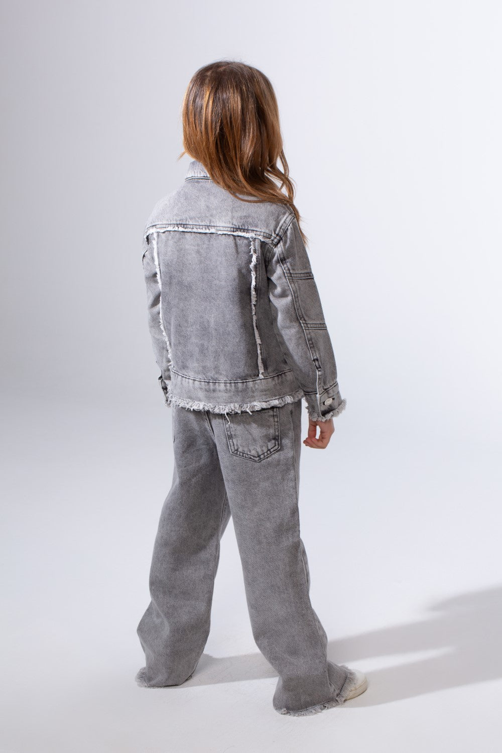 Girl's Two-Piece Denim Set With Unique Frayed White Trim Unfinish Look Classic Neck Button-Down Slim Fit Modern Outfit
