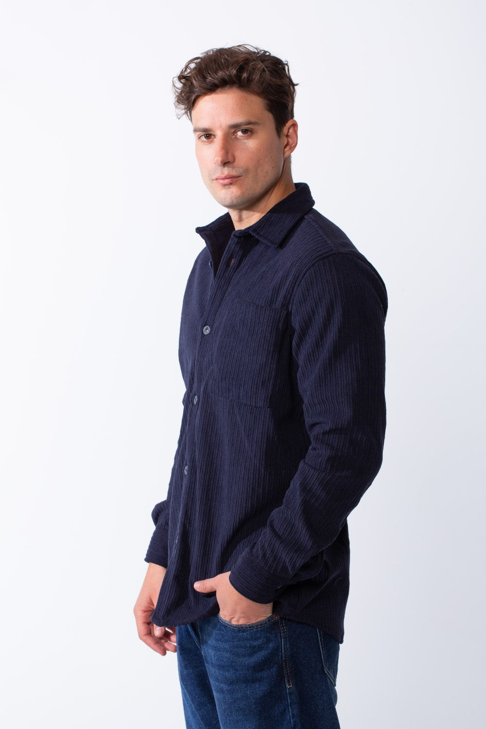 Men’s Classic Spread Collar Ribbed Texture Relaxed Button-Down Front Single Chest Pocket Regular Fit Velvet Shirt