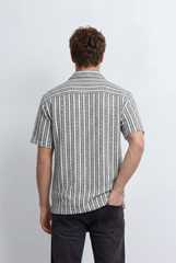 Men’s Tomato Store Resort Shirt With Textured Vertical Stripes Short Sleves Regular Fit