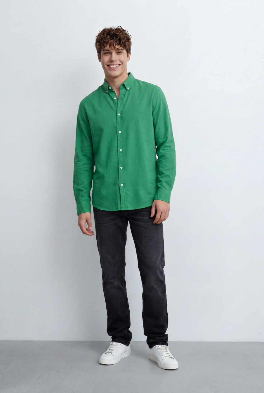 Men’s Regular Fit Shirt Button Down Collar Long Sleeves Tailored Crafted From Breathable Fabric