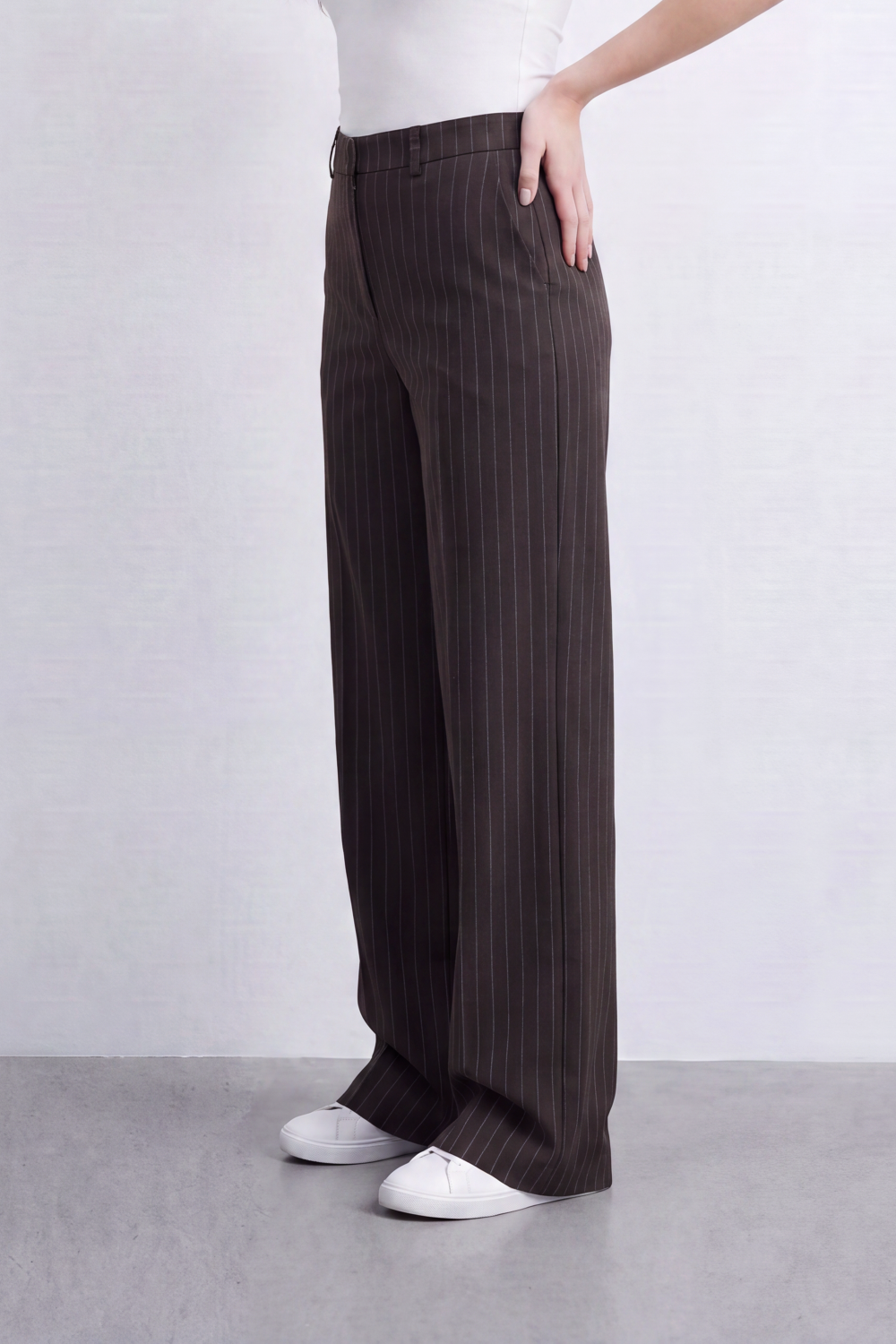 Women’s Tomato Store City Pinstripe Wide Pants Vertical Pinstripe Pattern Sharpens Smooth Tailored