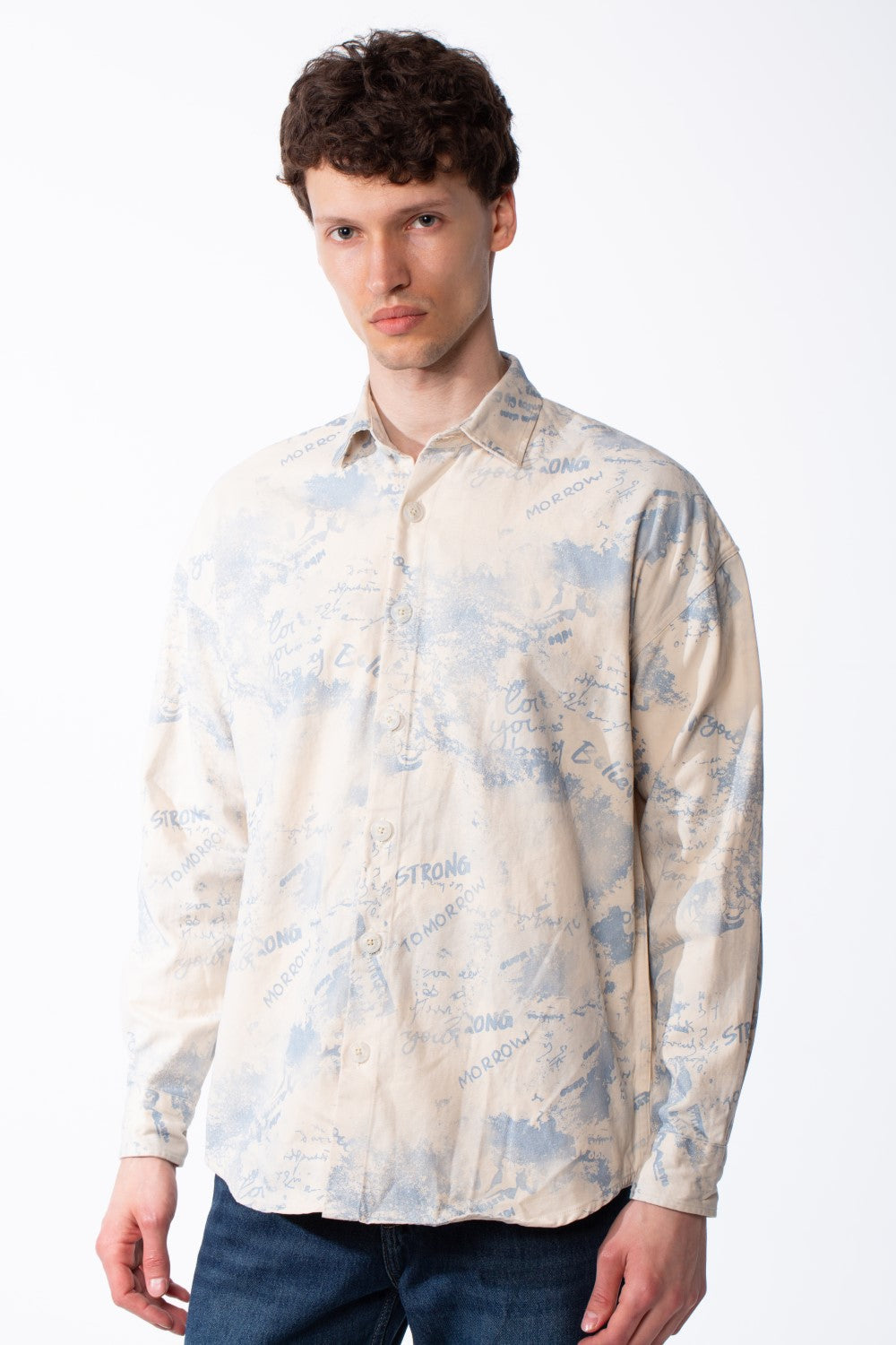 Men's Breathable Fabric Front Button-Down Over Distressed Script Print Classic Point Collar Long Sleeves With Buttoned Cuffs Shirt
