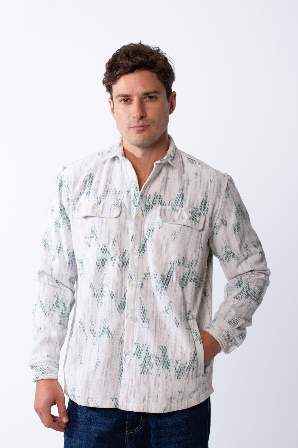 Men's Button Down Abstract Geometric Pattern With Dual Chest Flap Pockets Slim Fit Gabardine Casual Shirt