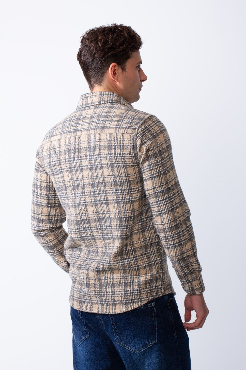 Men’s Classic Plaid Pattern Double Buttoned Chest Pockets Structured Collar Regular Fit Wool Fabric For Everyday Wear Shirt