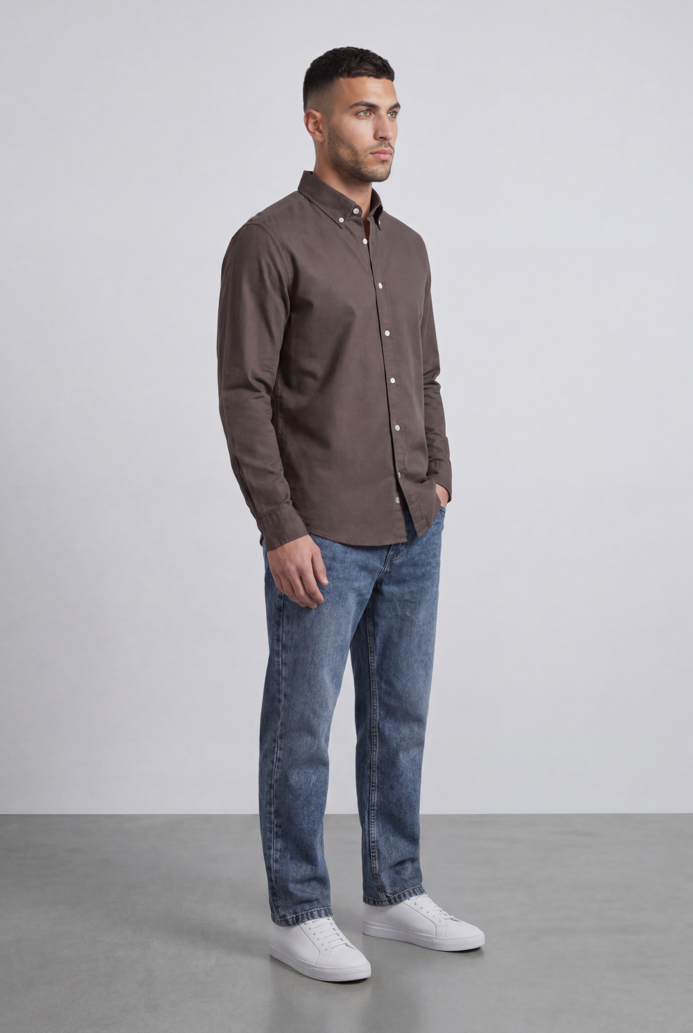 Men’s Tomato Store Clean Surface Oxford Shirt With Button Front Plain Weave Texture Smooth Compact Finish