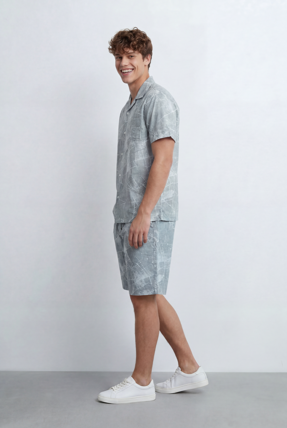 Men’s Tomato Store Matching Set Featuring Abstract All Over Print Regular Fit Outfit