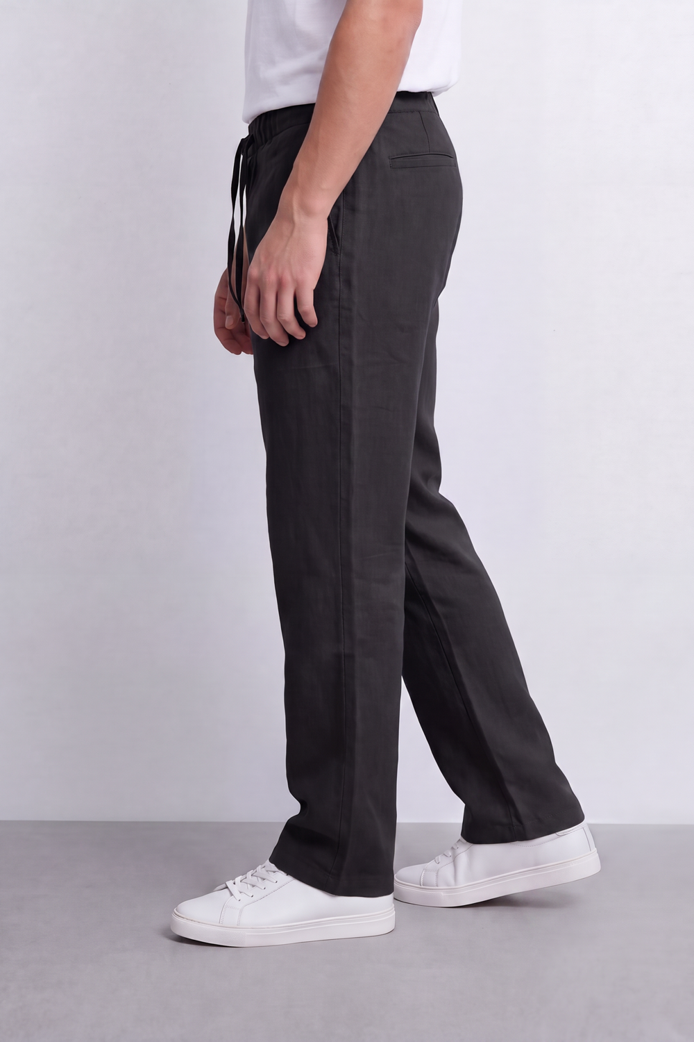 Men's Tomato Store Linen Blend Pants Buttoned Elastic Waist Drawstring Detail Wide Leg