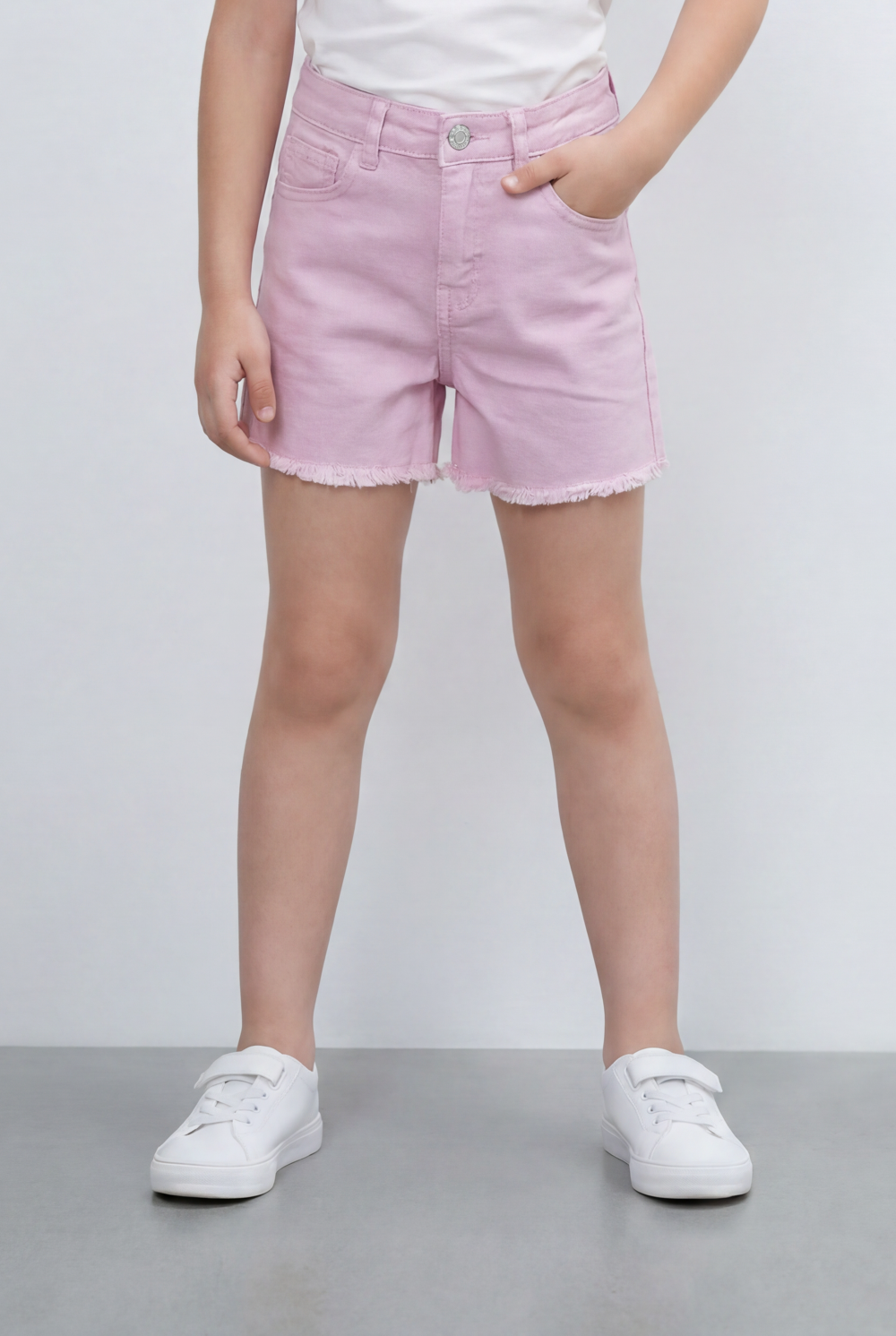 Girl’s Tomato Store Denim Shorts Classic Five Pocket Design Raw Frayed Hem Regular Fit