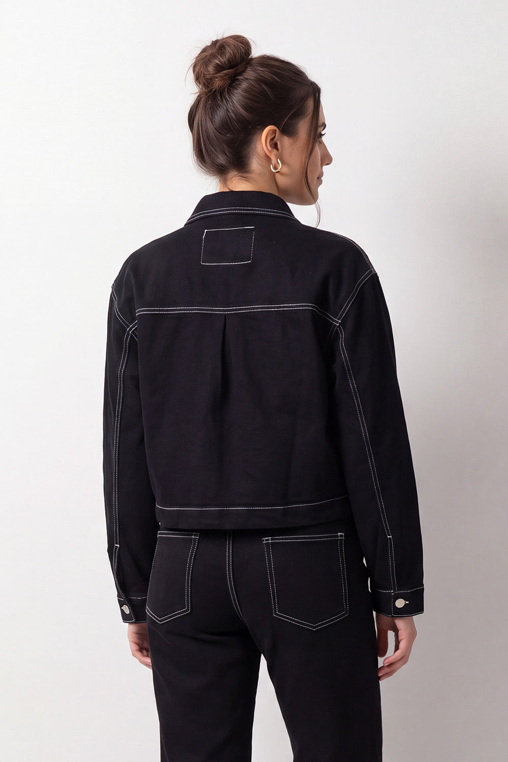 Women's Tomato Store Jacket Contrast Stitching Button Front Dual Patch Pockets Cropped Oversize