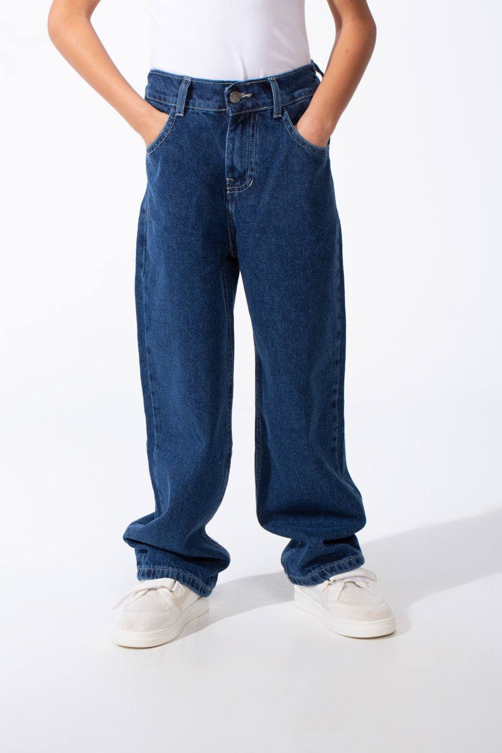Boy's Classic Boyfriend Design Secure Button Zipper Fly Closure Traditional Five-pocket Layout Relaxed Fit Suitable For Casual Occasion Jains Pants