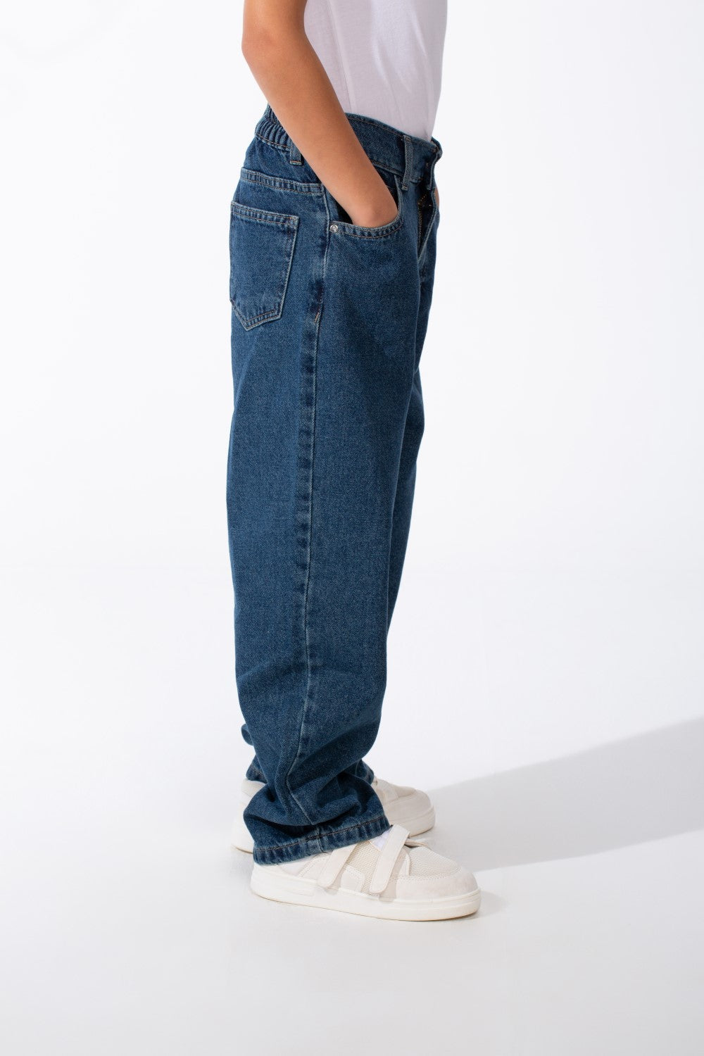 Boy's Classic Boyfriend Design Secure Button Zipper Fly Closure Traditional Five-pocket Layout Relaxed Fit Suitable For Casual Occasion Jains Pants