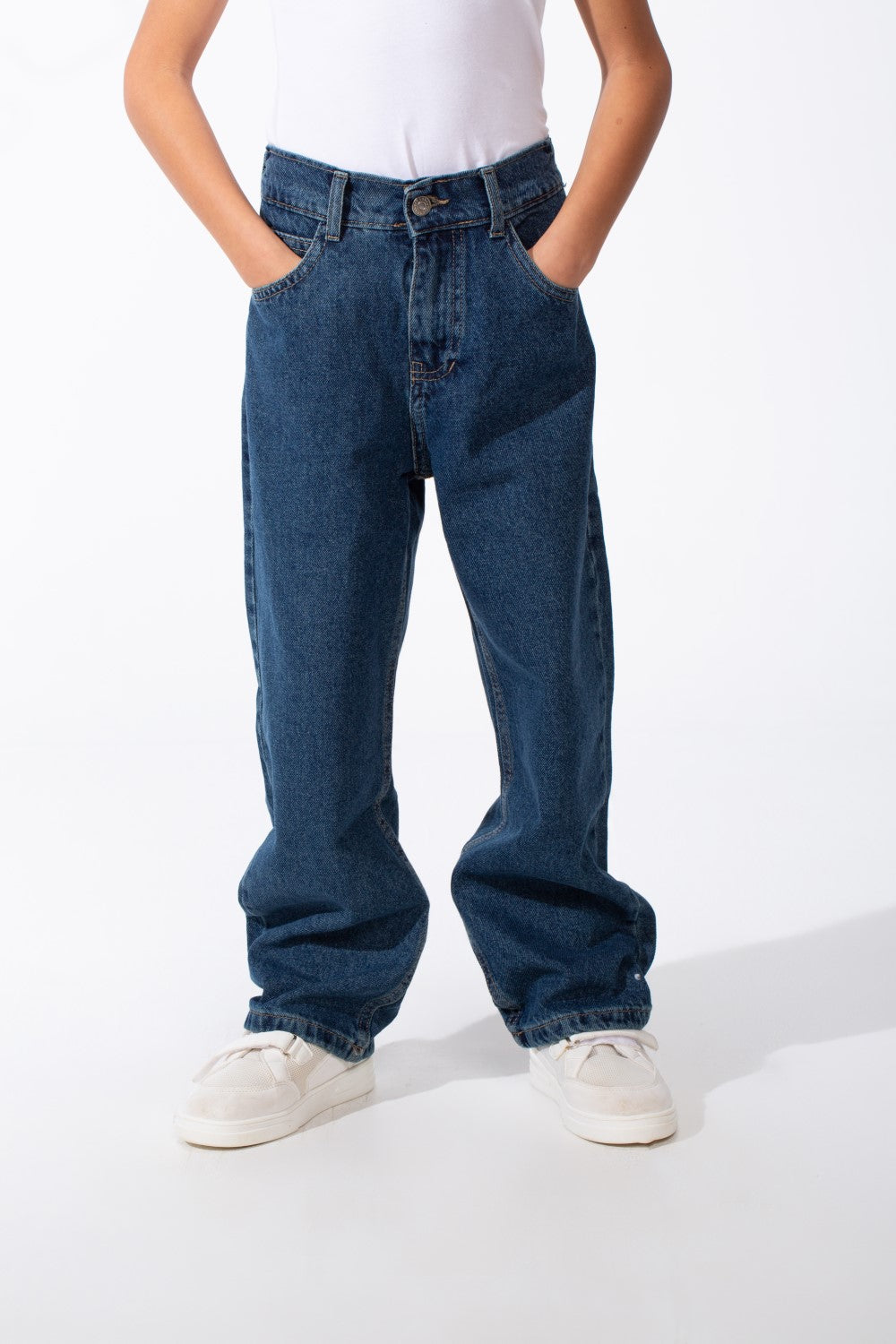 Boy's Classic Boyfriend Design Secure Button Zipper Fly Closure Traditional Five-pocket Layout Relaxed Fit Suitable For Casual Occasion Jains Pants