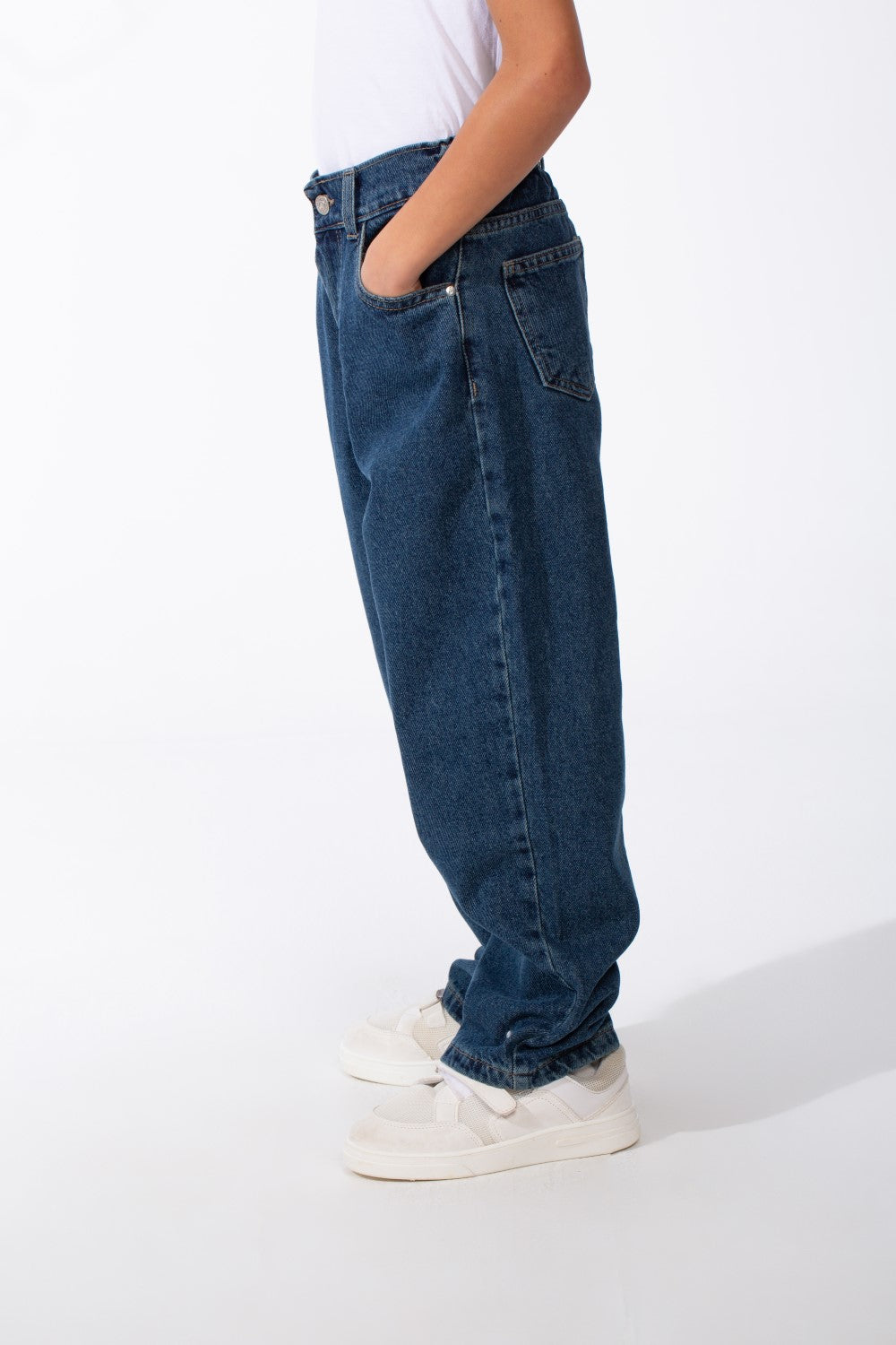 Boy's Classic Boyfriend Design Secure Button Zipper Fly Closure Traditional Five-pocket Layout Relaxed Fit Suitable For Casual Occasion Jains Pants