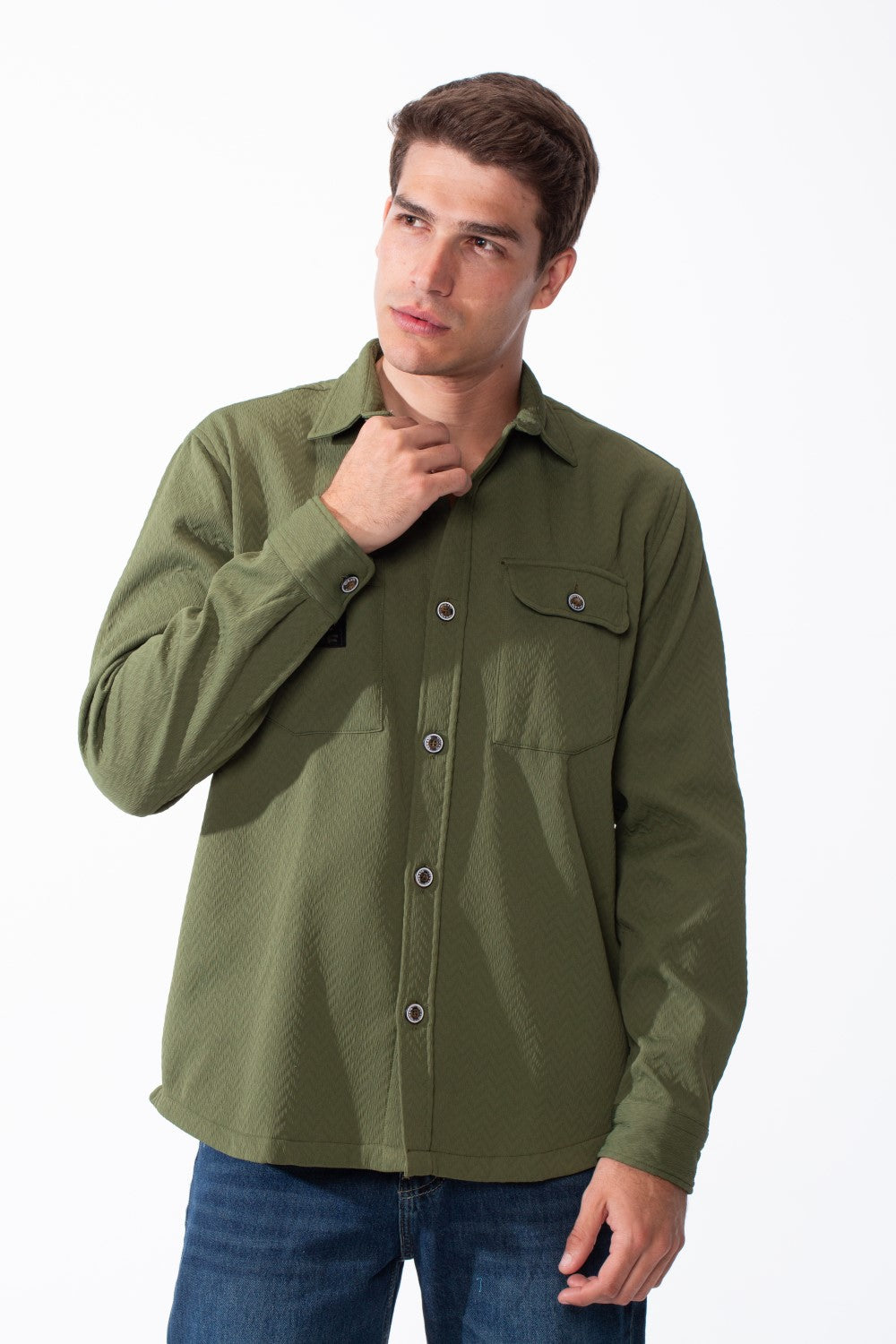 Men's Classic Collar Functional Dual Chest Pockets Tailored Long Sleeves Buttoned Cuffs Textured Patterned Fabric Regular Fit Shirt