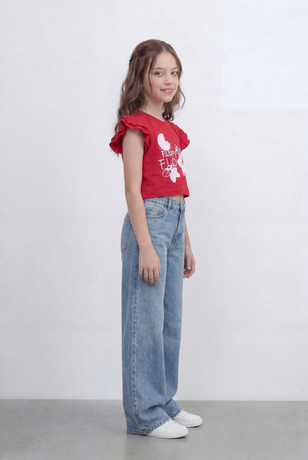 Girls Tomato Store Graphic Crop Top With Ruffle Sleeves Floral Front Print T-Shirt