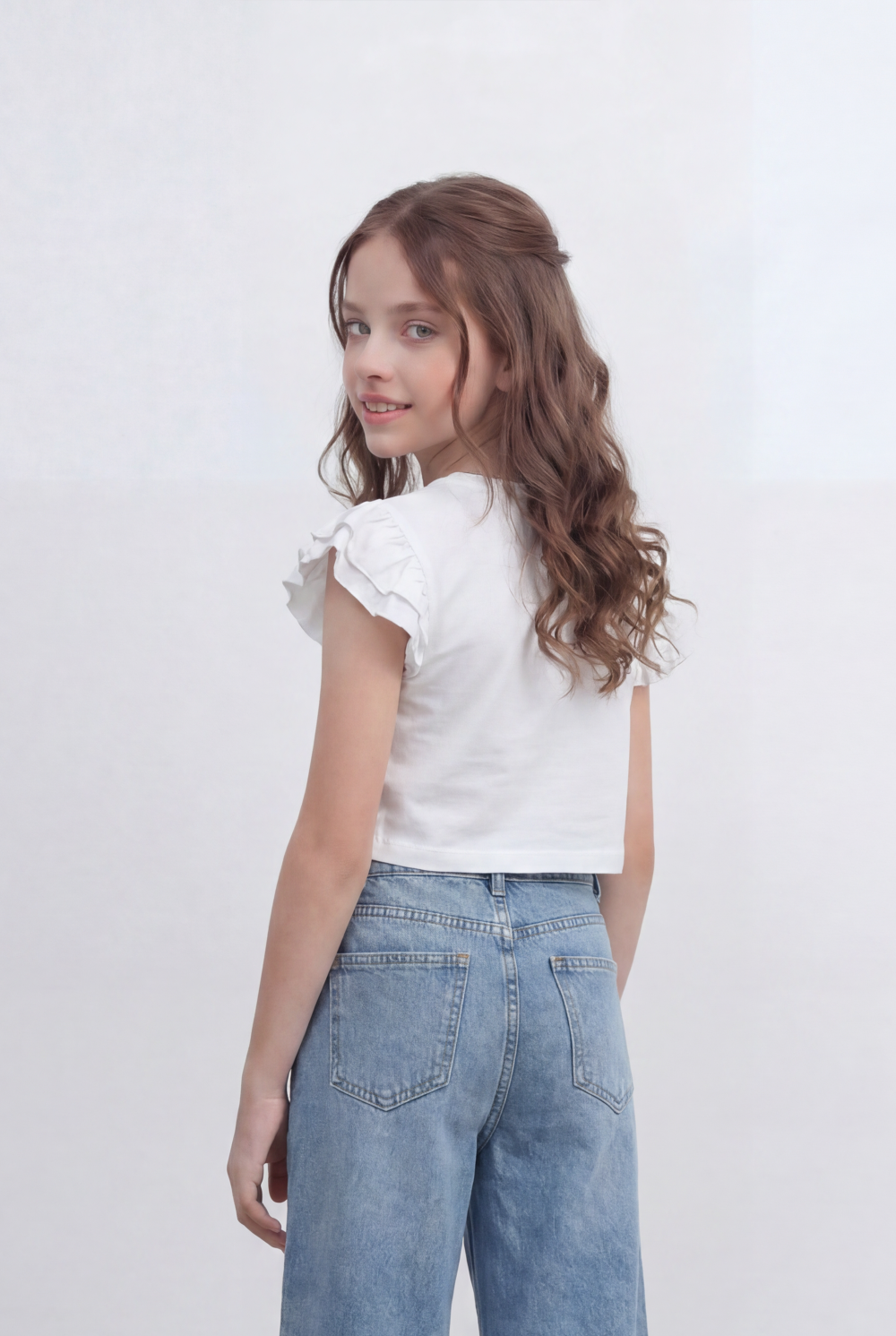 Girls Tomato Store Graphic Crop Top With Ruffle Sleeves Floral Front Print T-Shirt