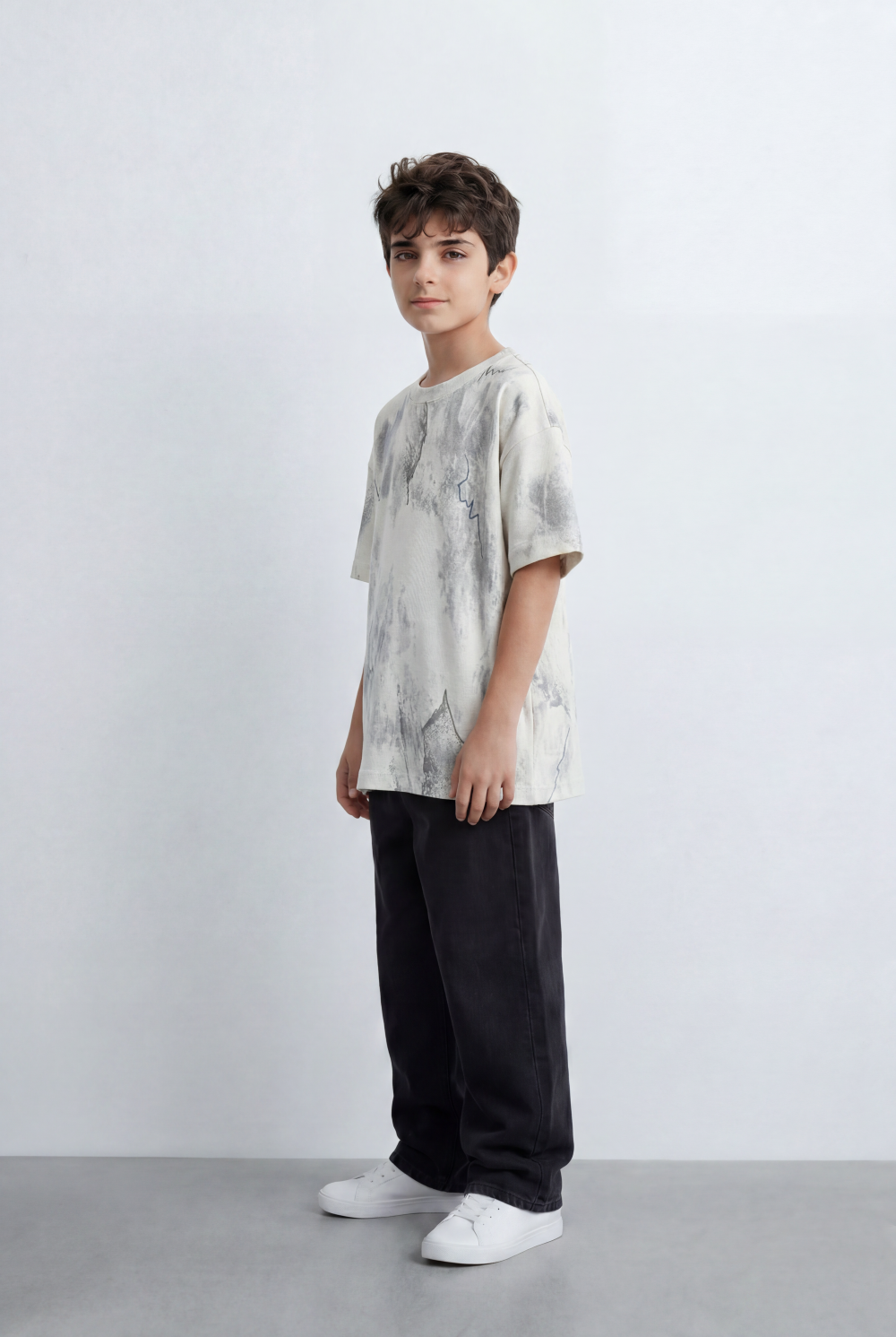 Boy’s Tomato Store Graphic Oversized T-Shirt Abstract Marble Inspired Print Artistic Sketch Details