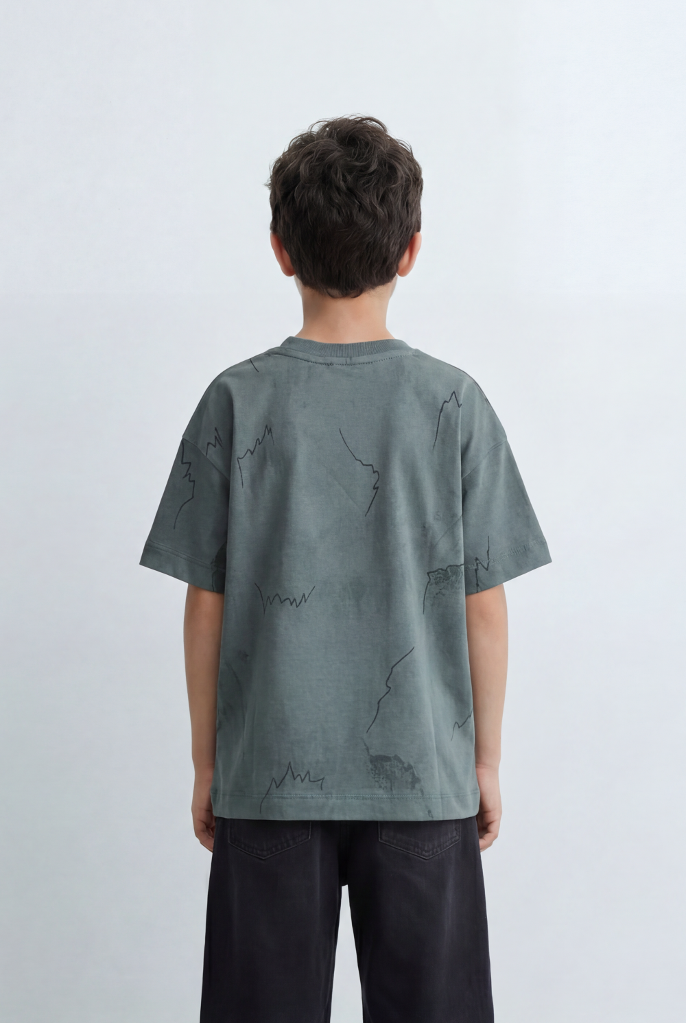 Boy’s Tomato Store Graphic Oversized T-Shirt Abstract Marble Inspired Print Artistic Sketch Details