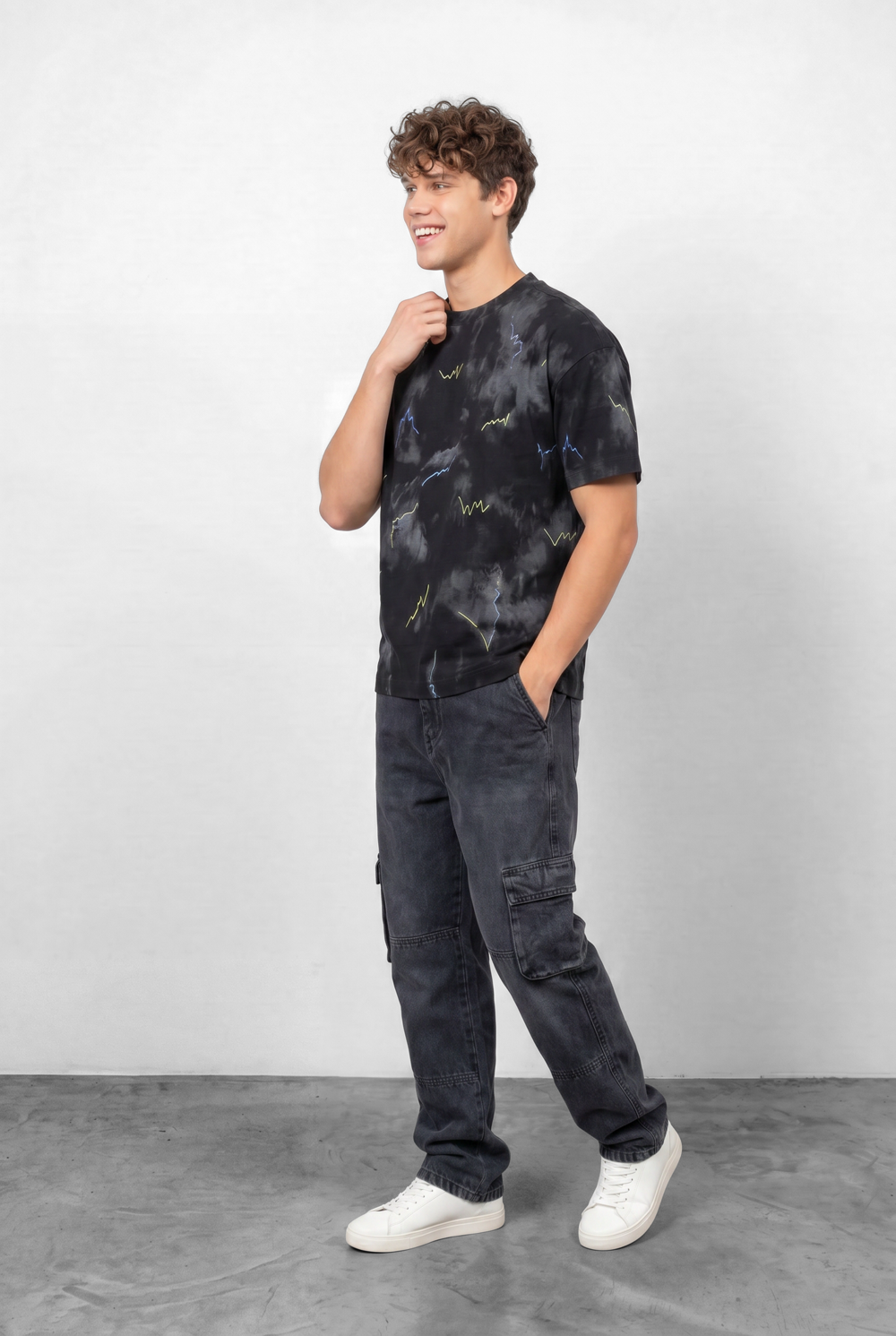 Men’s Tomato Store Graphic T-Shirt Cloud Wash Finish Abstract Line Print Details