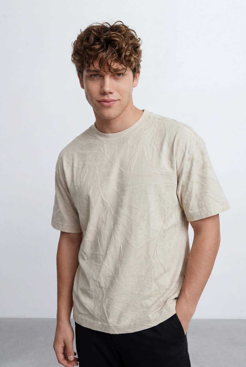Men’s Tomato Store Shadow Leaf Graphic T-Shirt With Crew Neck Relaxed Fit Clean Stitch Lines