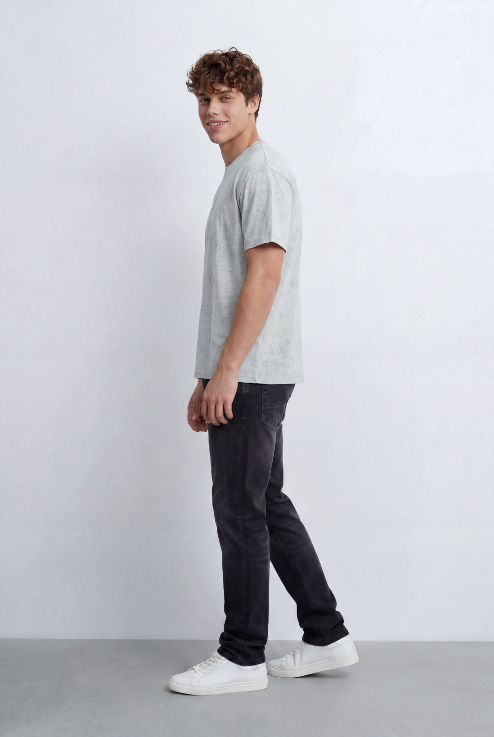 Men’s Tomato Store Everyday Washed Texture T-Shirt Built With A Relaxed Street Shape
