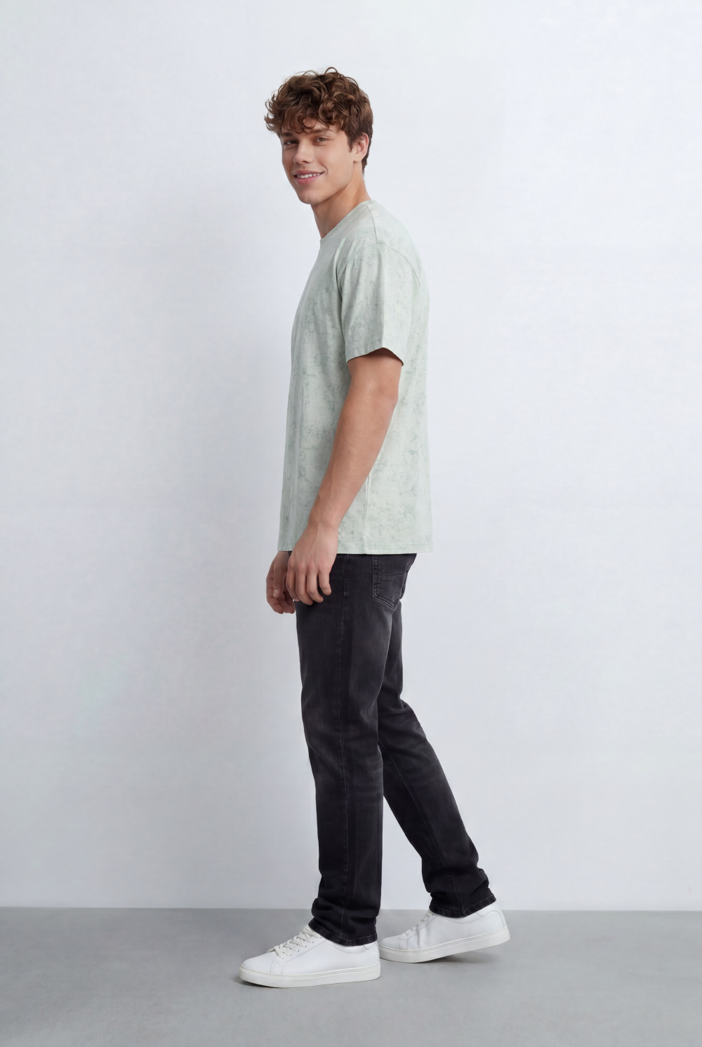 Men’s Tomato Store Everyday Washed Texture T-Shirt Built With A Relaxed Street Shape