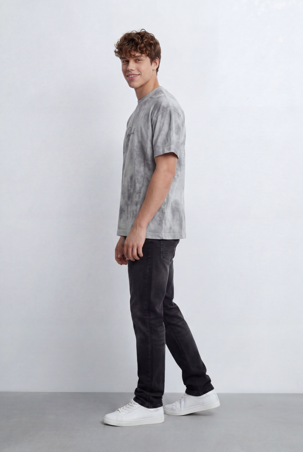 Men’s Tomato Store Soft Cloud Wash With Subtle Tie Dye T-Shirt With Minimal Chest Print