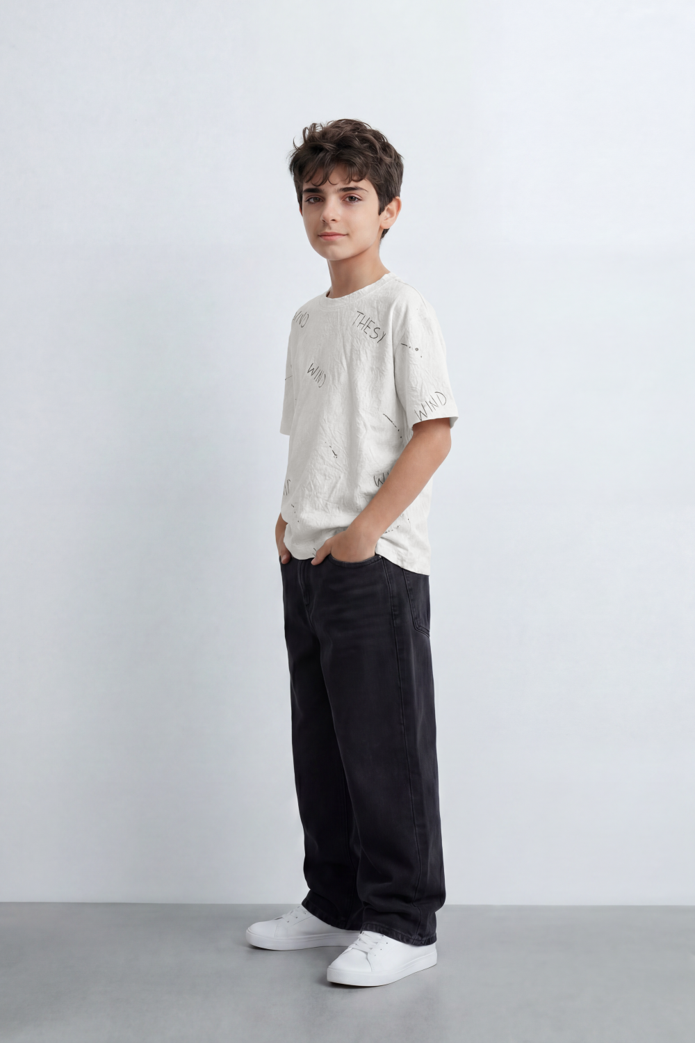 Boys’ Tomato Store Wind Script T Shirt Scattered Handwritten Typography Across The Body Dotted Line Accents Plain Surface Oversized
