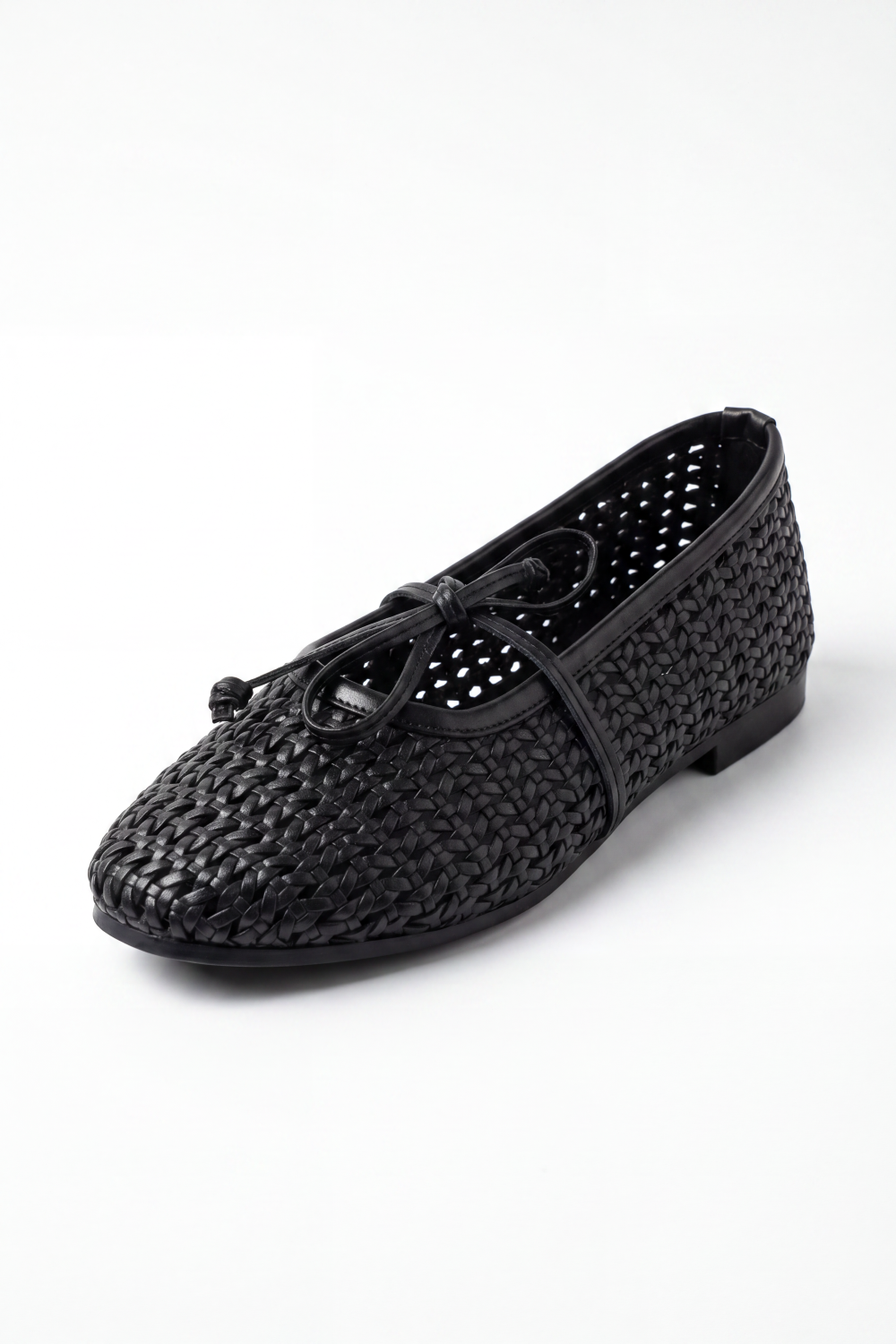 Women’s Tomato Store Woven Bow Ballet Flats Shoes Braided Basket Texture Across The Closed Upper Front Tie Bow Detail