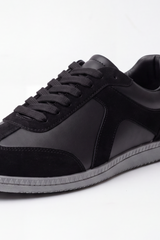 Women's Tomato Store Suede-Panel Sneakers Mixed-Texture Upper Lace-Up Design Contrast Rubber