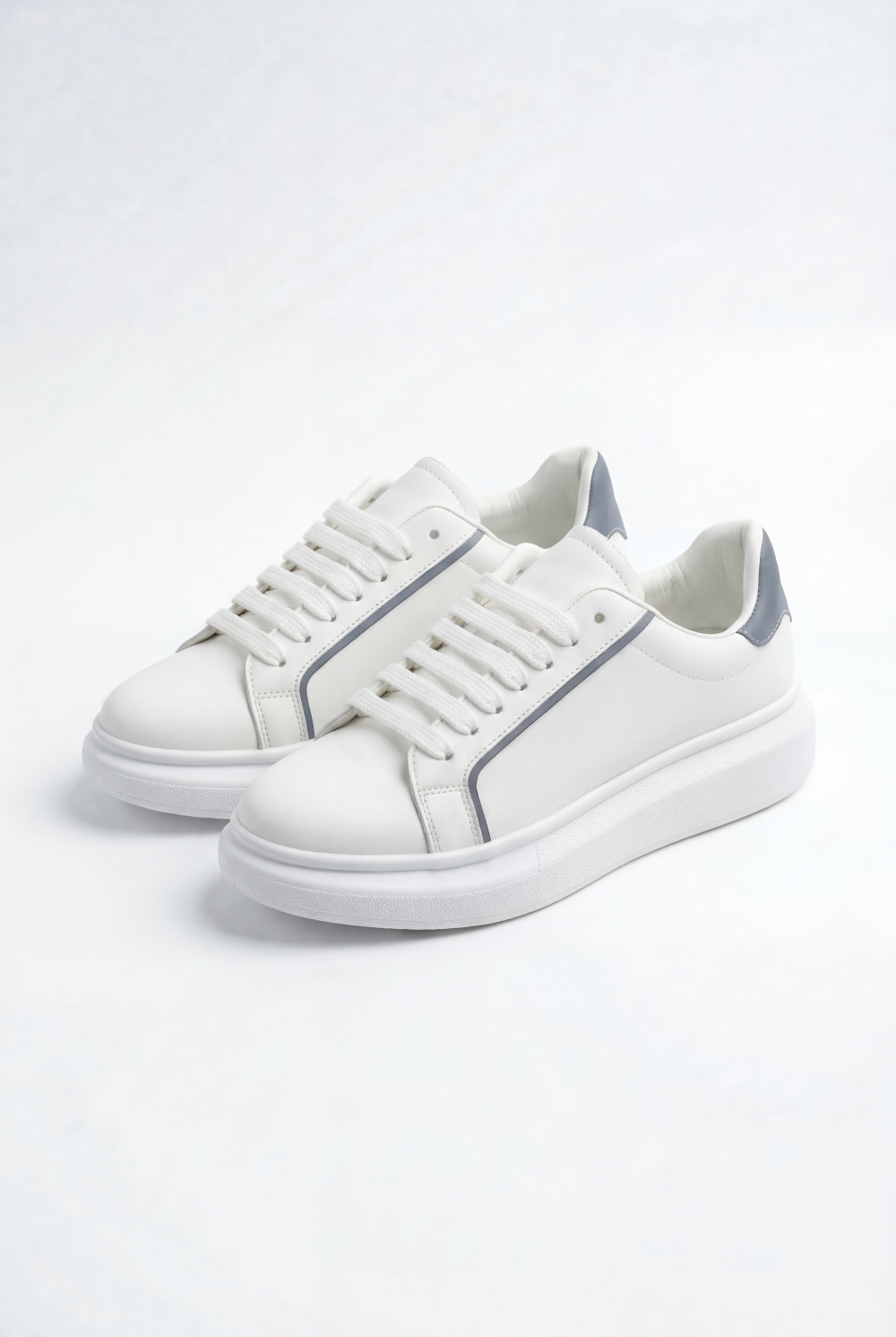 Boy's Tomato Store Contrast Piping Reinforced Heel Tab Enhanced All-Day Comfort Shoes