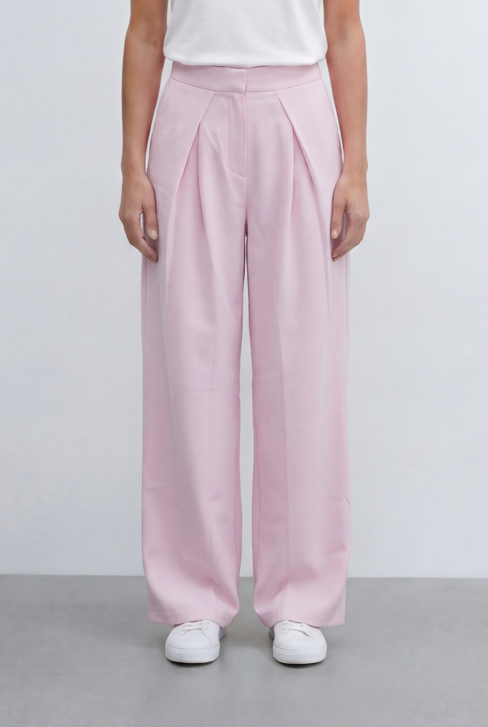 Women’s Tomato Store Tailored Basic Pants With Front Pleat Details Flowing Silhouette