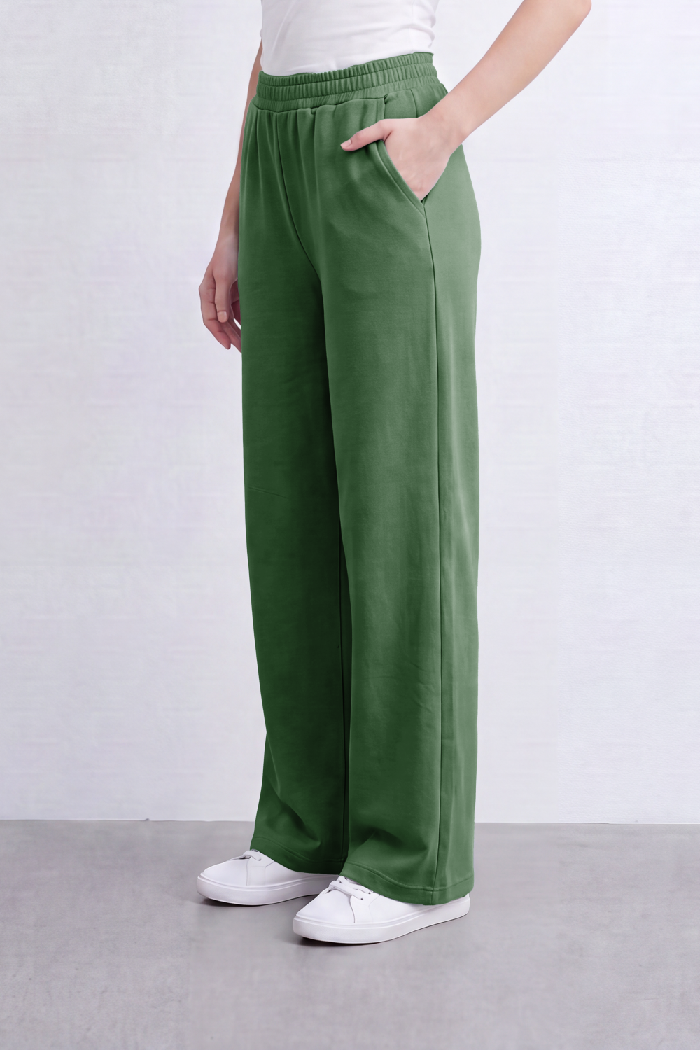 Women’s Tomato Store Cloud Ease Wide Leg Pants Soft Brushed Texture Clean Plain Surface Elastic Waist Side Pockets Full Length Flowing Shape