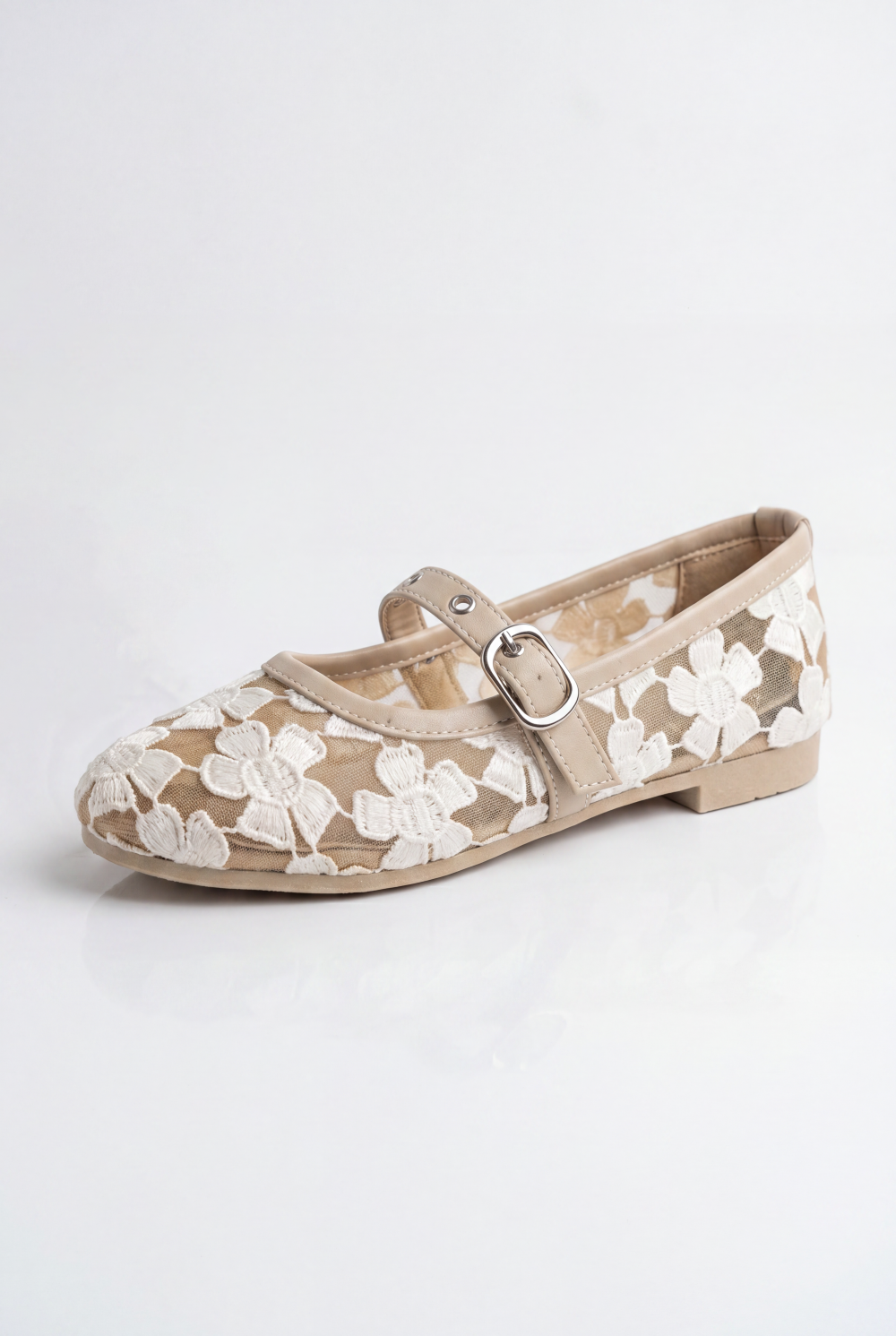 Women’s Tomato Store Lace Ballet Flats Shoes Delicate Floral Embroidery Mary Jane Strap Low Heel Design