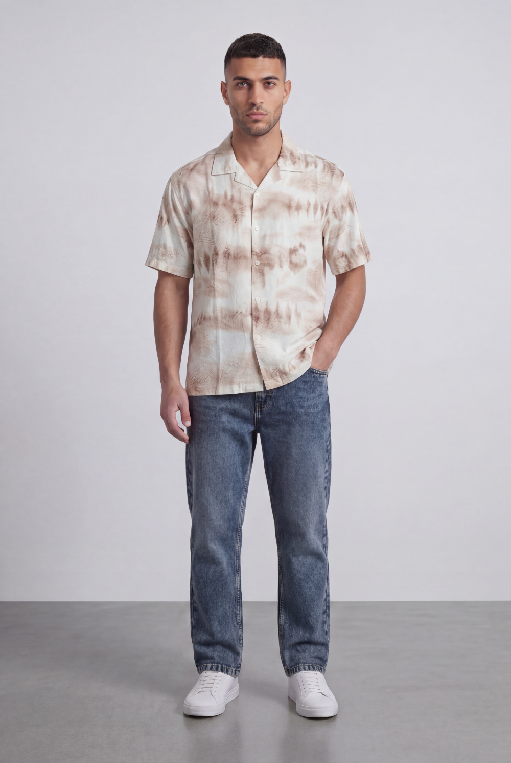 Men’s Tomato Store Allover Signature Script Print Camp Collar Shirt Regular Fit Button Front