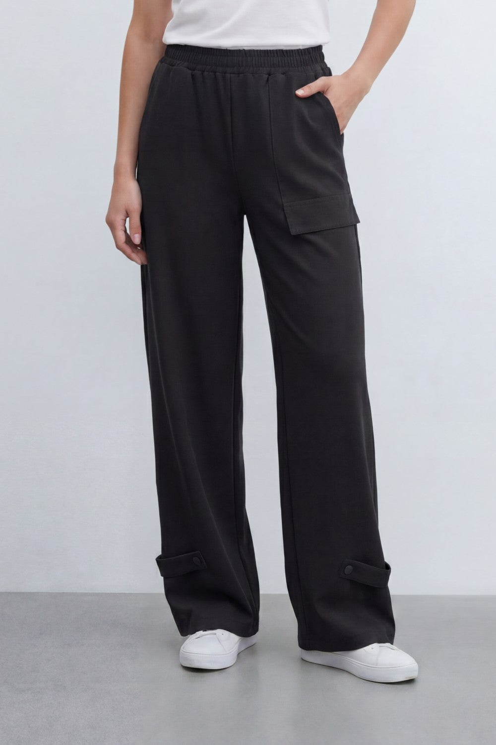 Women’s Tomato Store Utility Basic Pants With Smooth Solid Dye Surface Soft Twill Texture Elastic Waistband Side Pocket Cargo