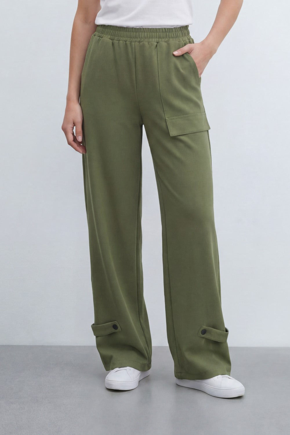 Women’s Tomato Store Utility Basic Pants With Smooth Solid Dye Surface Soft Twill Texture Elastic Waistband Side Pocket Cargo