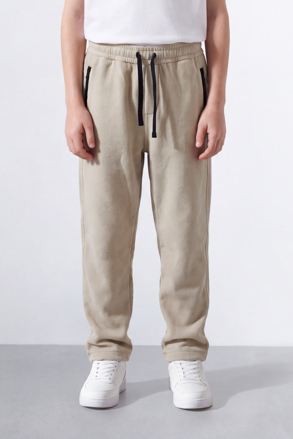 Boy's Tomato Store Soft Woven Jogger Sweatpants Contrast Drawstring Waist Zip Pocket Detail Wide Leg