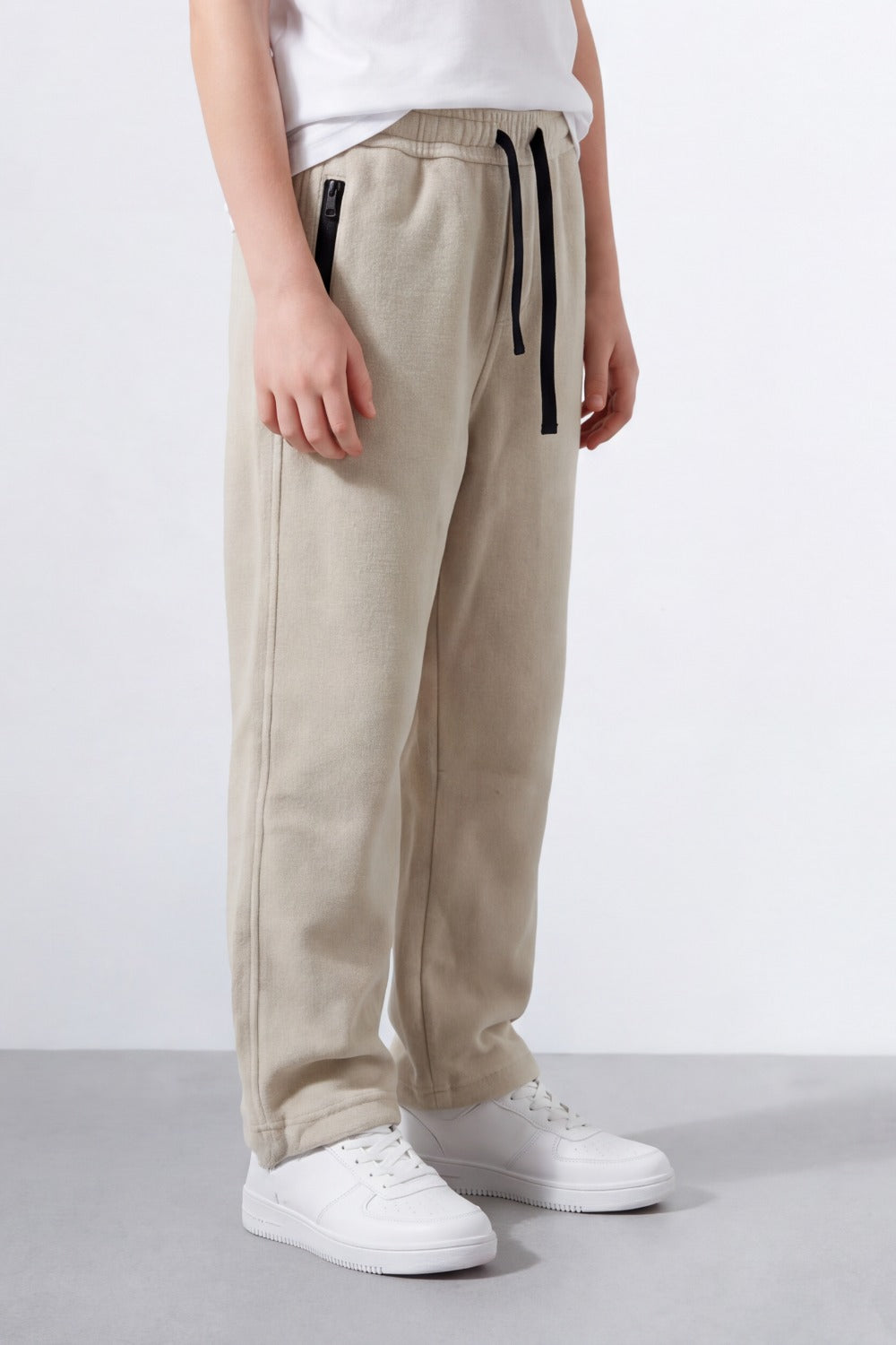 Boy's Tomato Store Soft Woven Jogger Sweatpants Contrast Drawstring Waist Zip Pocket Detail Wide Leg