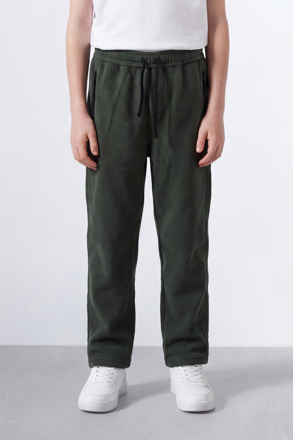 Boy's Tomato Store Soft Woven Jogger Sweatpants Contrast Drawstring Waist Zip Pocket Detail Wide Leg