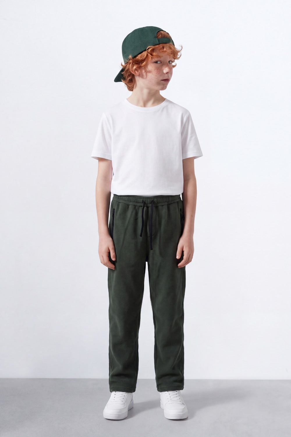 Boy's Tomato Store Soft Woven Jogger Sweatpants Contrast Drawstring Waist Zip Pocket Detail Wide Leg