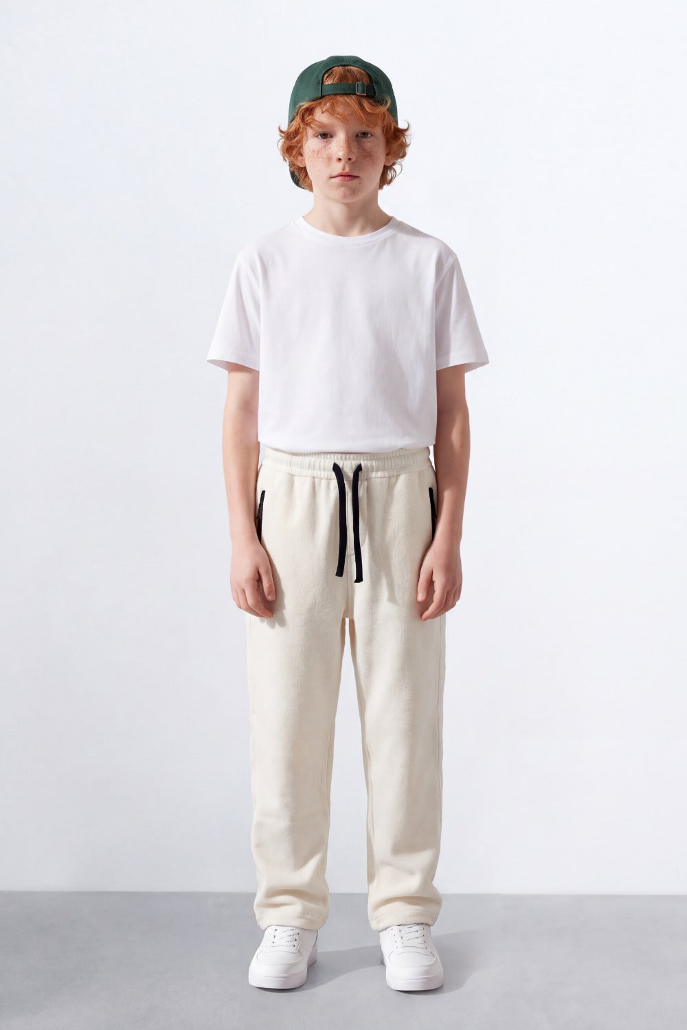 Boy's Tomato Store Soft Woven Jogger Sweatpants Contrast Drawstring Waist Zip Pocket Detail Wide Leg