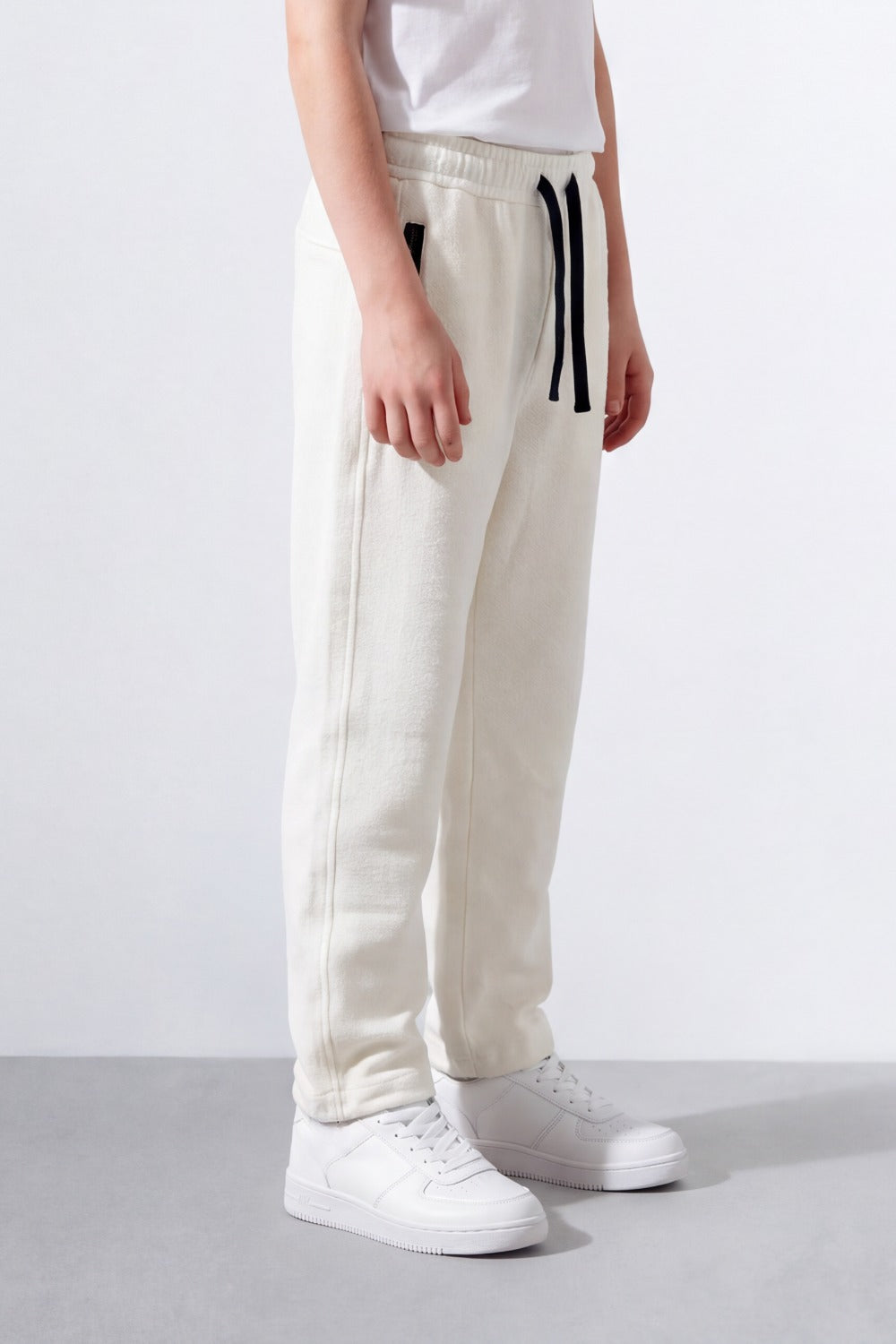 Boy's Tomato Store Soft Woven Jogger Sweatpants Contrast Drawstring Waist Zip Pocket Detail Wide Leg