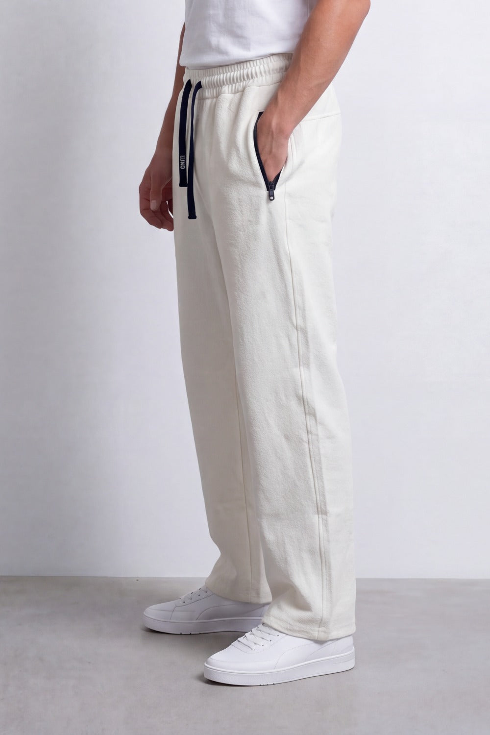 Men's Tomato Store Soft Twill Jogger Sweatpants Elastic Drawstring Waist Side Zip Pocket Detail Wide Leg