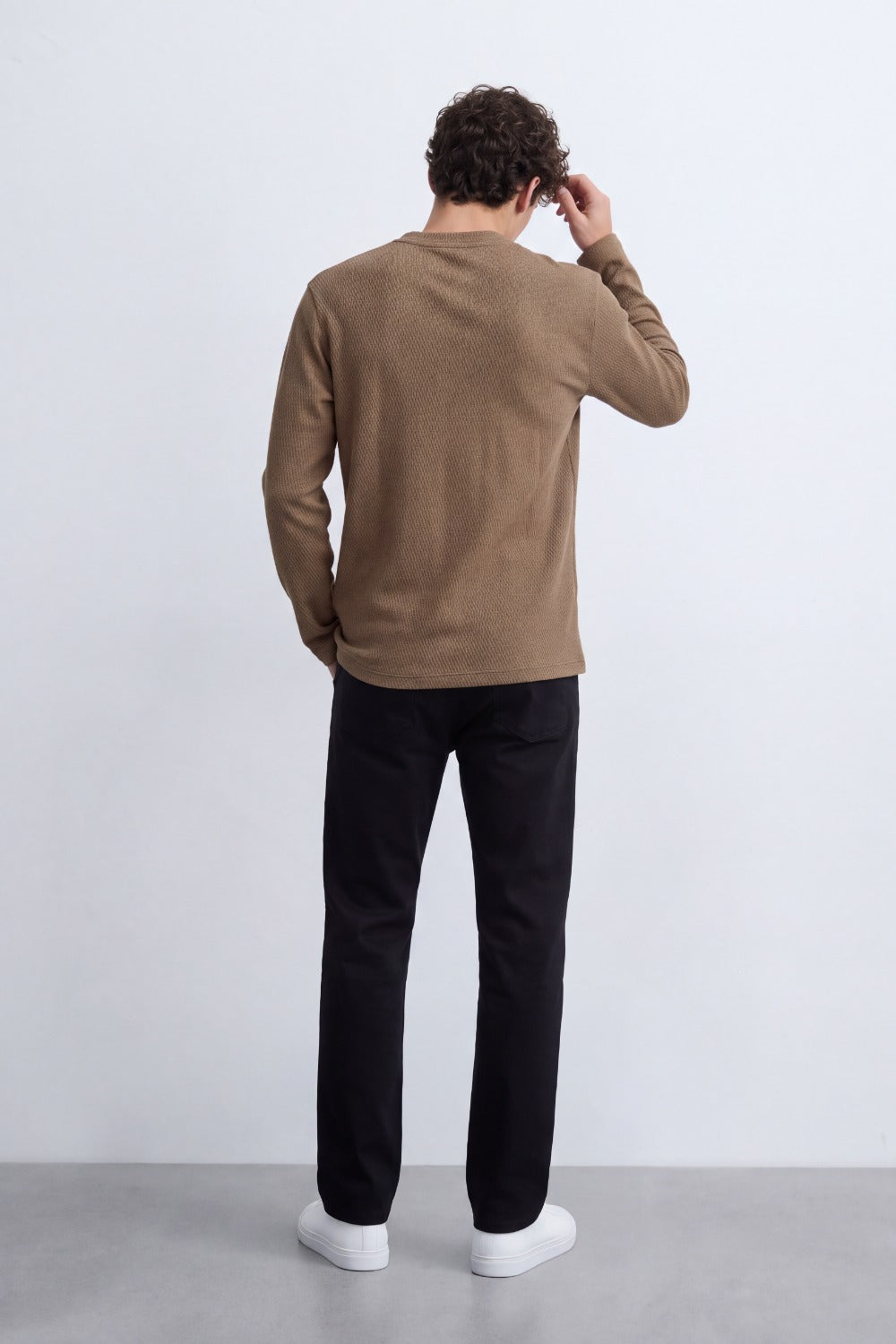 Men's Tomato Store Textured Waffle Knit Long Sleeve Top Minimal Chest Detail Crew Neck T-Shirt
