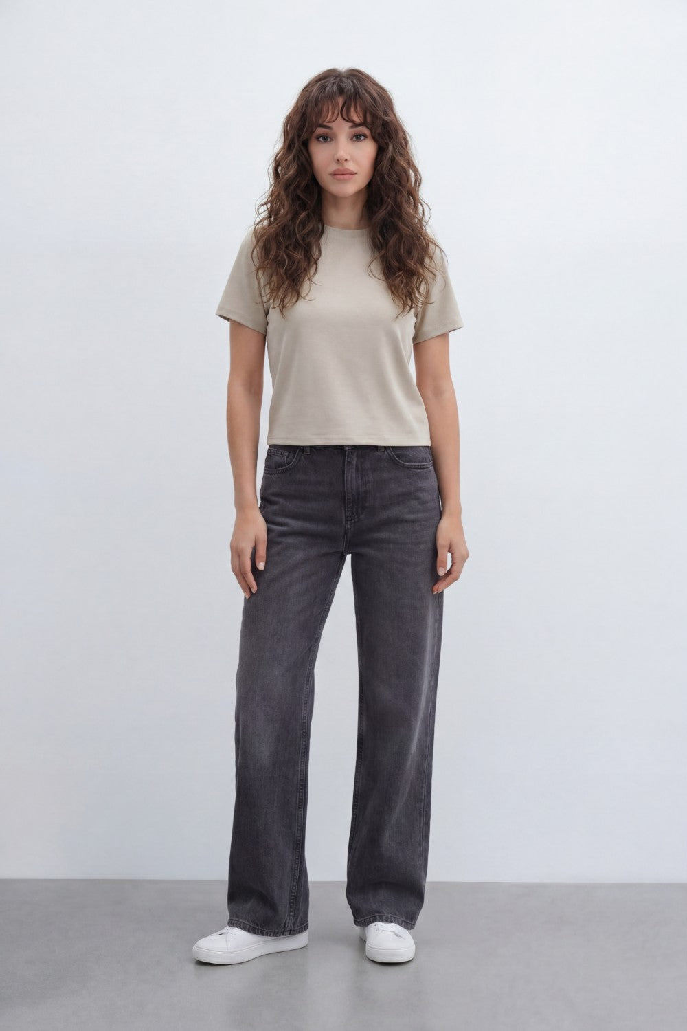 Women’s Tomato Store Clean T-Shirt Smooth Jersey Texture Plain Solid Surface Minimal Front Finish