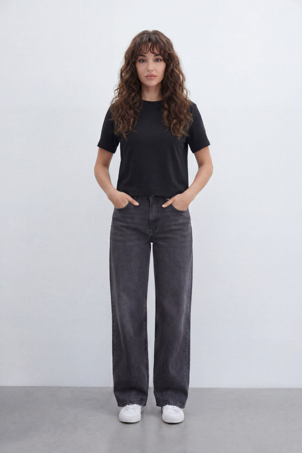 Women’s Tomato Store Clean T-Shirt Smooth Jersey Texture Plain Solid Surface Minimal Front Finish