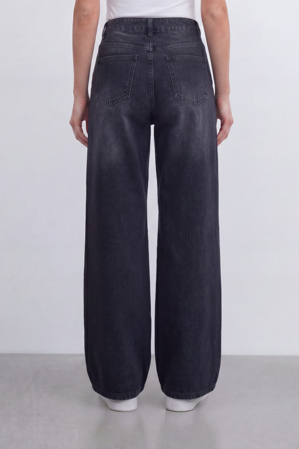 Women’s Tomato Store Shadow Fade Wide Leg Jeans With Smoky Washed Denim Texture Soft Sanded Vertical Fade Effect Pants