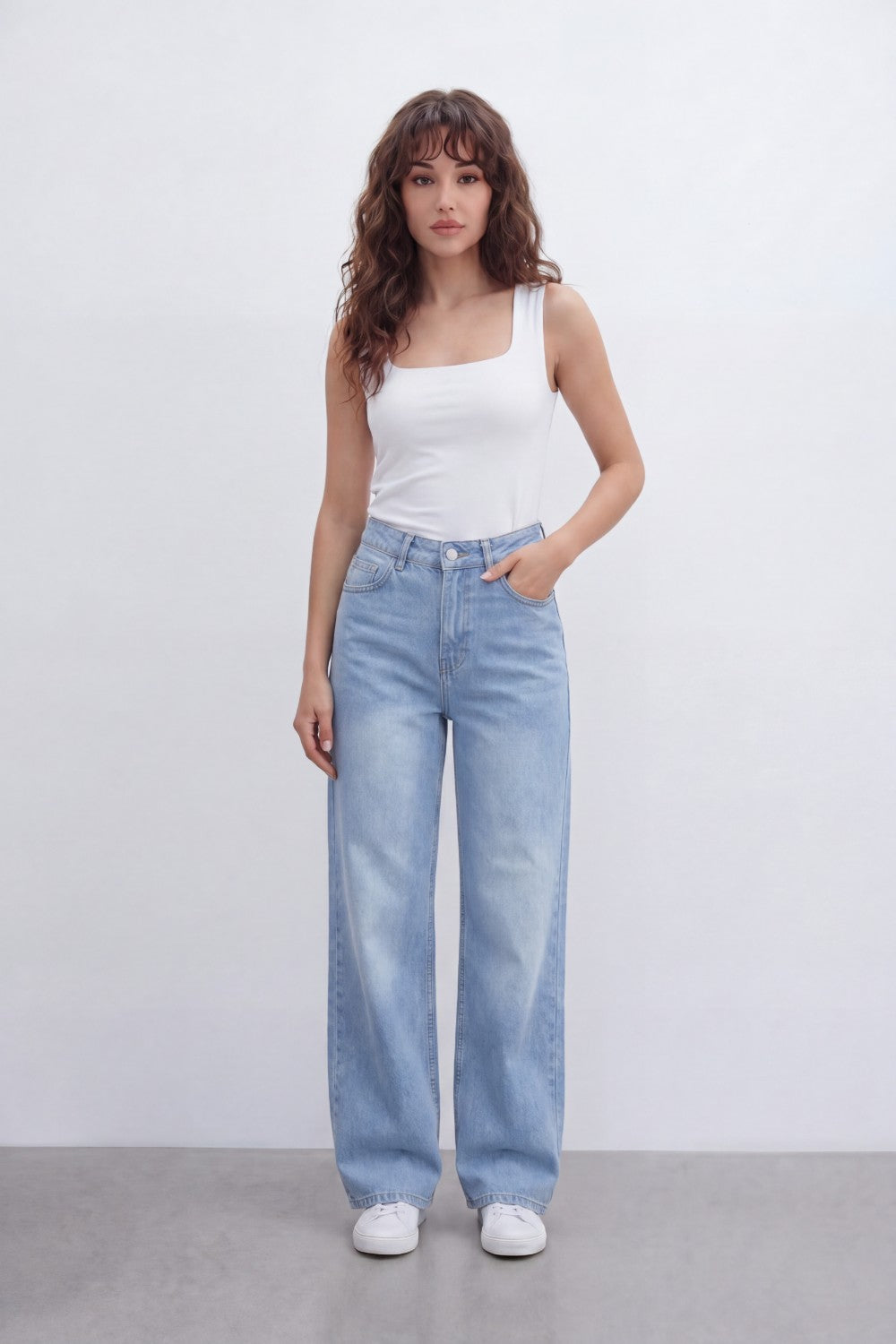 Women’s Tomato Store Sky Fade Wide Leg Jeans With Washed Denim Texture Soft Whisker Fade Effect Vertical Grain Pants